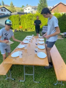 Soirée Grillades dans le jardin à Malleray, photo 4