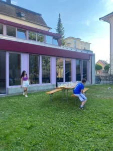 Soirée Grillades dans le jardin à Malleray, photo 8