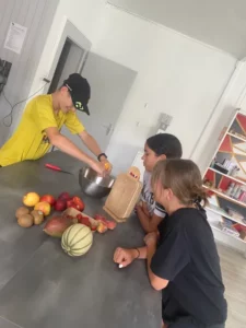 4heures salade de fruits frais à Tramelan, photo 1