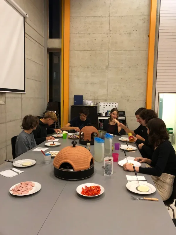 Soirée repas mini pizza party à Malleray, photo 1