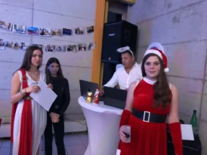 Soirée Casino et déguisé pour le repas de fin d'année à Malleray, photo 2