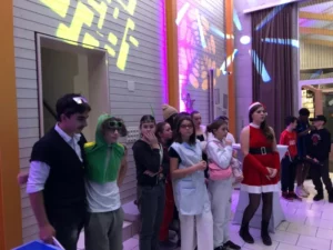 Soirée Casino et déguisé pour le repas de fin d'année à Malleray, photo 5