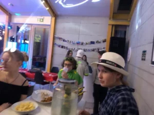 Soirée Casino et déguisé pour le repas de fin d'année à Malleray, photo 8