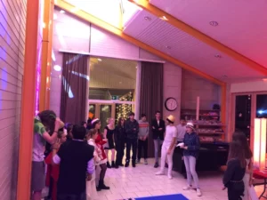 Soirée Casino et déguisé pour le repas de fin d'année à Malleray, photo 13