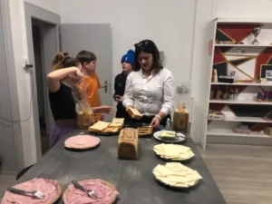 Soirée repas Croques monsieurs à Tramelan, photo 6