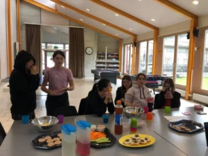 Apéro surprise pour Flora à Malleray, photo 3