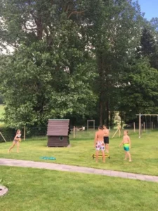 Animation estivale à la piscine du Château à Tramelan, photo 4