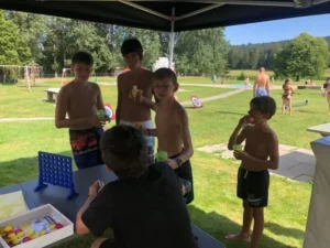 Animation estivales à la piscine du Château à Tramelan, photo 2