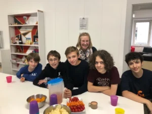 Apéro et Gâteau pour l'anniversaire de Cécile à Tramelan, photo 2