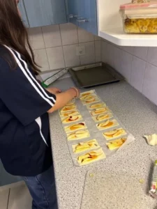 4 heures tartes aux pommes au local de Malleray, photo 3