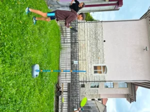 Joutes sportives dans le jardin à Malleray, photo 2