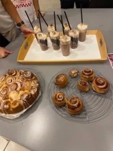 Escargots à la cannelle et chocolat chaud à Malleray et Tramelan, photo 2