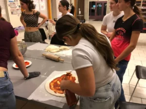 Soirée d'hiver spéciale filles au local de Malleray, photo 10