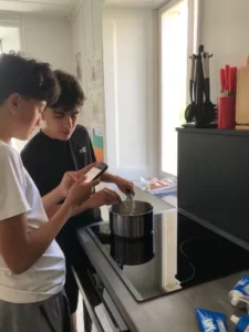 Confection et vente de pâtisserie à Tramelan, photo 5